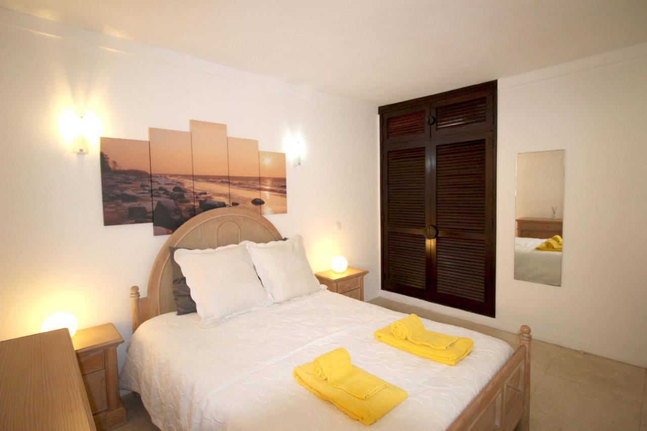 Magnifique Appartement Sur La Plage ... Albufeira Exterior foto